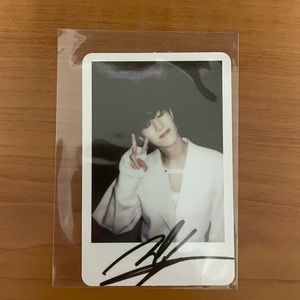 Kpop GOT 7 Mark hand signed Polaroid signature